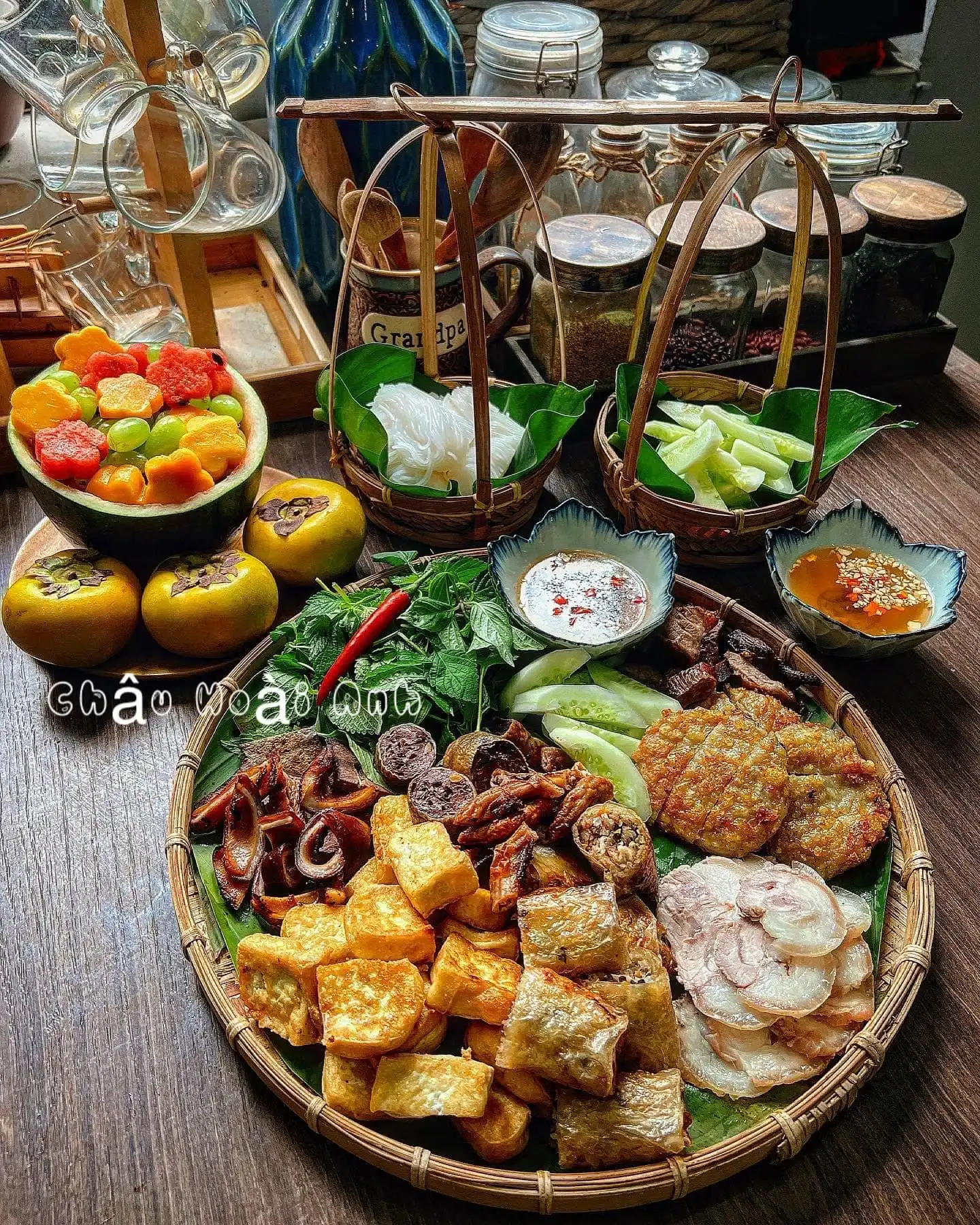 Tối nay chưa biết ăn gì, tham khảo ngay 30 mâm cơm nhà ngon miệng đẹp mắt - 1